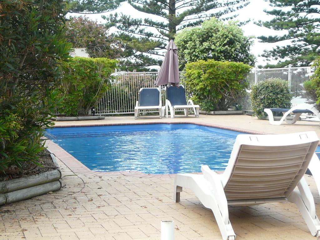 Tuross Beach Cabins & Campsites 图洛斯海德 外观 照片