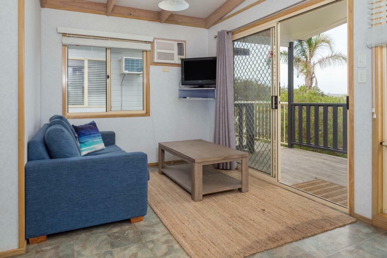 Tuross Beach Cabins & Campsites 图洛斯海德 外观 照片
